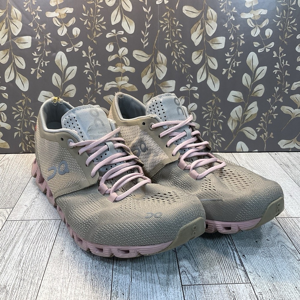 On Cloud X Womens Beige Pink Running Shoes Sneakers, Size 8.5